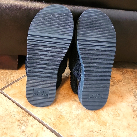 Sherpa Style Women's Slingback Slipper - Picture 5 of 6